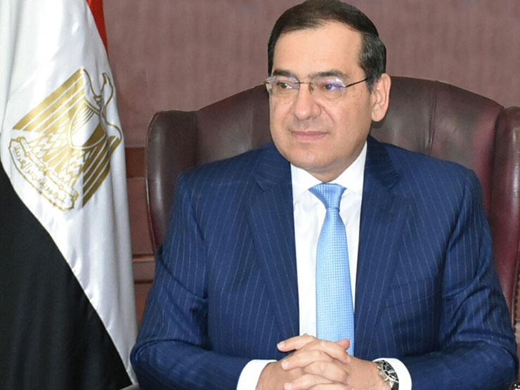الملا: تطوير 6 معامل تكرير بتكلفة 9 مليارات دولار خلال 4 سنوات الملا: تطوير 6 معامل تكرير بتكلفة 9 مليارات دولار خلال 4 سنوات