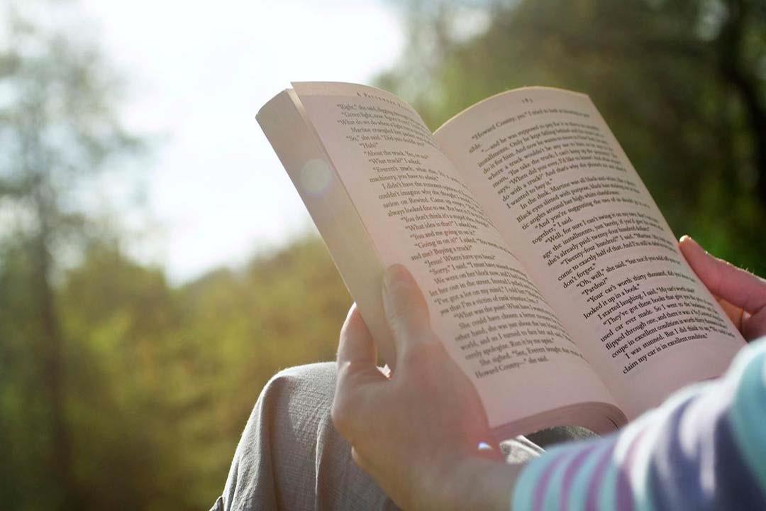 "علاجك في معرض الكتاب".. القراءة تخلصك من هذه الأمراض "علاجك في معرض الكتاب".. القراءة تخلصك من هذه الأمراض
