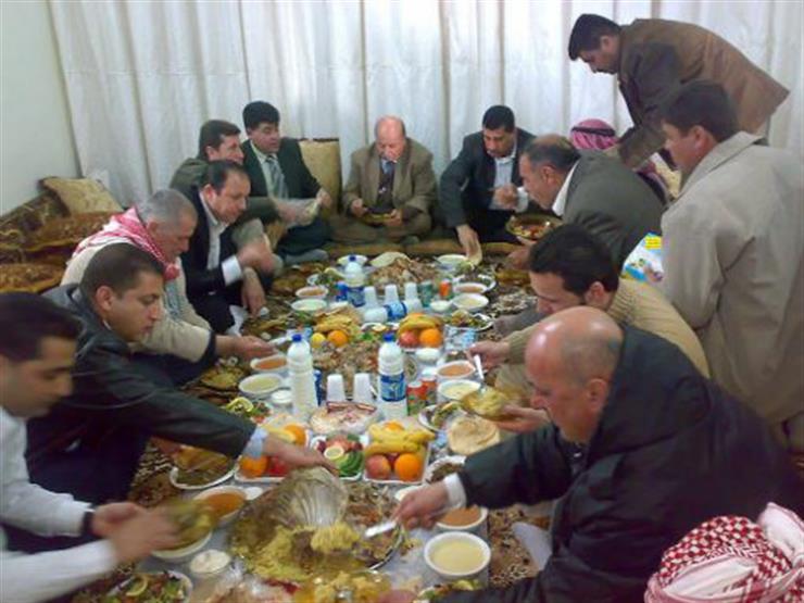 ما حكم تقديم الطعام في العزاء؟ .. الإفتاء تجيب ما حكم تقديم الطعام في العزاء؟ .. الإفتاء تجيب