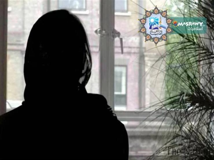حكم حرمان الإناث من عطية والدهن استجابة لرغبة إخوتهن الـذكور؟ حكم حرمان الإناث من عطية والدهن استجابة لرغبة إخوتهن الـذكور؟