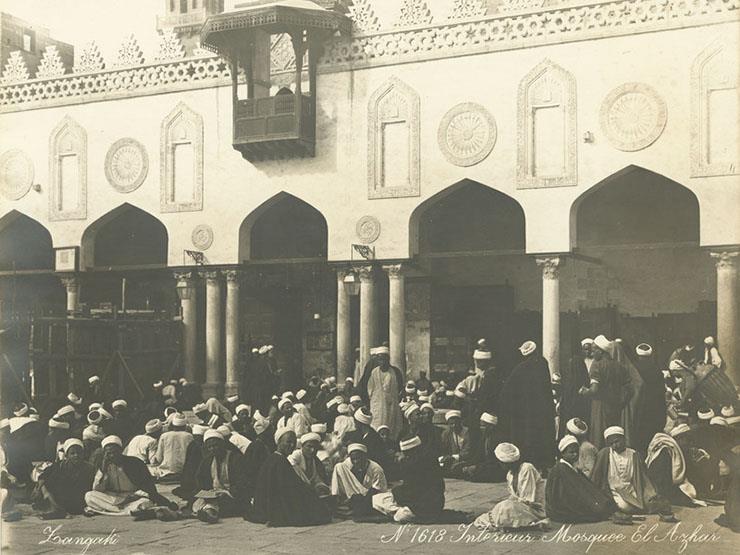 في ذكرى وضع حجر الأساس له.. بناه جوهر الصقلي ولم يكن "الأزهر" اسمه عند بنائه في ذكرى وضع حجر الأساس له.. بناه جوهر الصقلي ولم يكن "الأزهر" اسمه عند بنائه