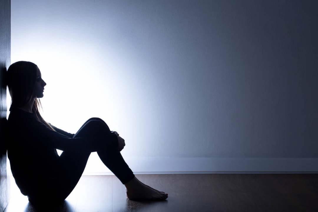 هل تؤثر المشاعر السلبية على الجهاز المناعي؟ هل تؤثر المشاعر السلبية على الجهاز المناعي؟