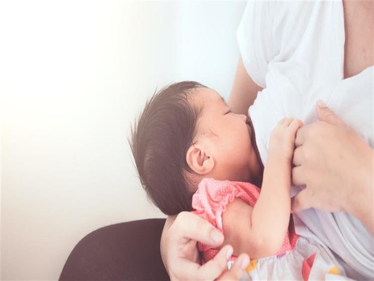 أيهما أكثر فائدة لطفلك.. لبن أول الرضعة ولا آخرها؟ أيهما أكثر فائدة لطفلك.. لبن أول الرضعة ولا آخرها؟