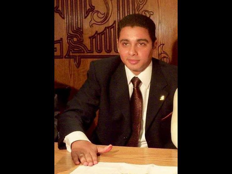الشهيد مصطفى عبيد.. "التلميذ النجيب" و"خبير المفرقعات الأصيل" (بروفايل) الشهيد مصطفى عبيد.. "التلميذ النجيب" و"خبير المفرقعات الأصيل" (بروفايل)