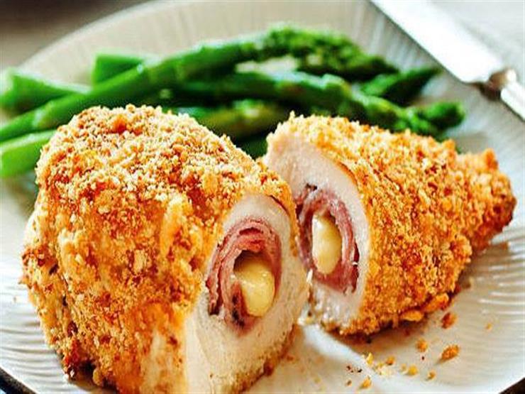 على طريقة المطاعم.. وصفة عمل الكوردن بلو على طريقة المطاعم.. وصفة عمل الكوردن بلو