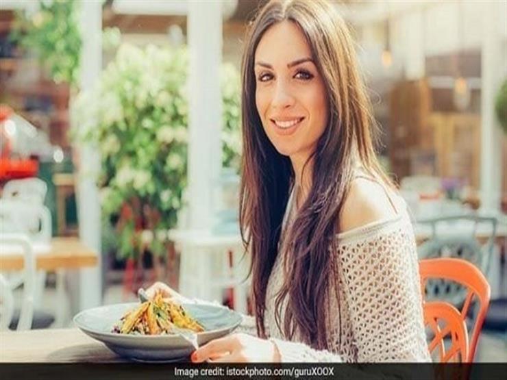 5 تغييرات على النظام الغذائي للحفاظ على بشرة شابة 5 تغييرات على النظام الغذائي للحفاظ على بشرة شابة