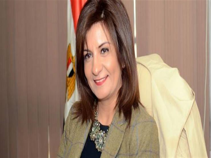 "في الدرب الأحمر".. "الهجرة" تتوصل لأسرة المواطن المصاب بالكويت "في الدرب الأحمر".. "الهجرة" تتوصل لأسرة المواطن المصاب بالكويت