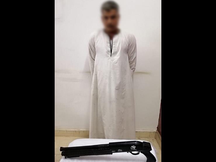 رفضت الزواج منه.. تفاصيل قتل شخص لابنة عمه داخل مدرسة بقنا رفضت الزواج منه.. تفاصيل قتل شخص لابنة عمه داخل مدرسة بقنا