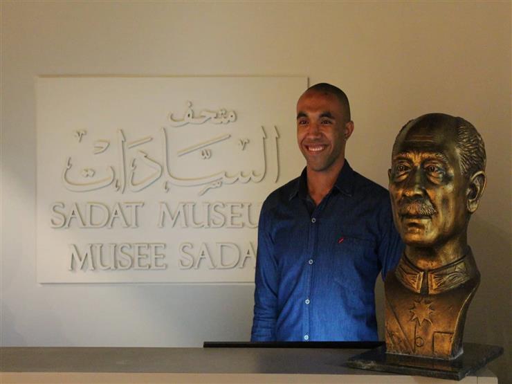 من أبوتيج إلى متحف الإسكندرية.. رحلة تمثال لـ "السادات" في ذكرى النصر (صور) من أبوتيج إلى متحف الإسكندرية.. رحلة تمثال لـ "السادات" في ذكرى النصر (صور)