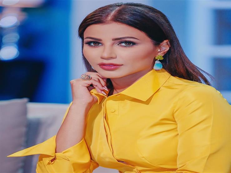 مهيرة عبدالعزيز مع ابنتها يسمة في مقعدها المفضل مهيرة عبدالعزيز مع ابنتها يسمة في مقعدها المفضل