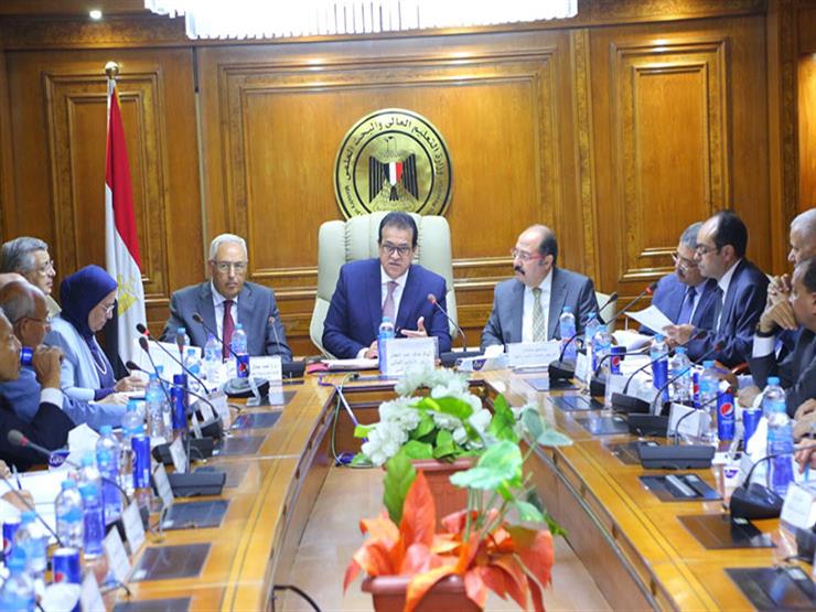 "الجامعات الخاصة": بدء الدراسة بالكليات الجديدة بـ 70% من الطلاب "الجامعات الخاصة": بدء الدراسة بالكليات الجديدة بـ 70% من الطلاب