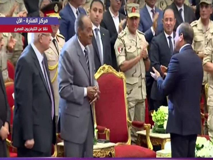 "ربنا يجازيه عنا".. كيف تحدث السيسي عن المشير طنطاوي في 7 مشاهد؟ - فيديو "ربنا يجازيه عنا".. كيف تحدث السيسي عن المشير طنطاوي في 7 مشاهد؟ - فيديو