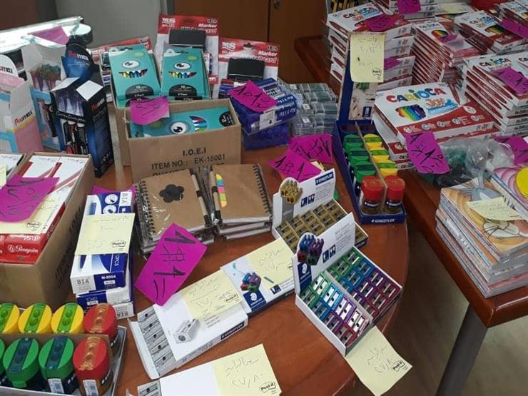 رئيس "هانو – بنزايون": 750 ألف جنيه إيرادات معارض الأدوات المدرسية رئيس "هانو – بنزايون": 750 ألف جنيه إيرادات معارض الأدوات المدرسية