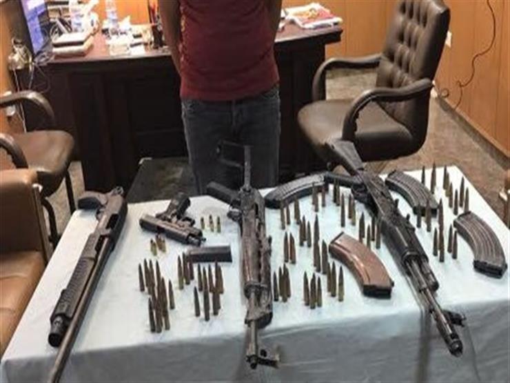 القبض على 4 تجار مخدرات وضبط 10 قطع سلاح في الجيزة القبض على 4 تجار مخدرات وضبط 10 قطع سلاح في الجيزة