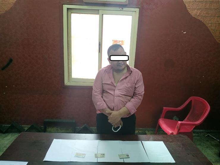 انتحل صفة محامٍ للهروب من أحكام.. أمن القاهرة تضبط صاحب مكتب عقارات بالسلام انتحل صفة محامٍ للهروب من أحكام.. أمن القاهرة تضبط صاحب مكتب عقارات بالسلام