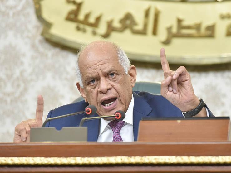 برلماني يطالب بإقالة وزير التموين لإهانته المواطنين.. وعبدالعال: لا نقبل إهانة الشعب برلماني يطالب بإقالة وزير التموين لإهانته المواطنين.. وعبدالعال: لا نقبل إهانة الشعب