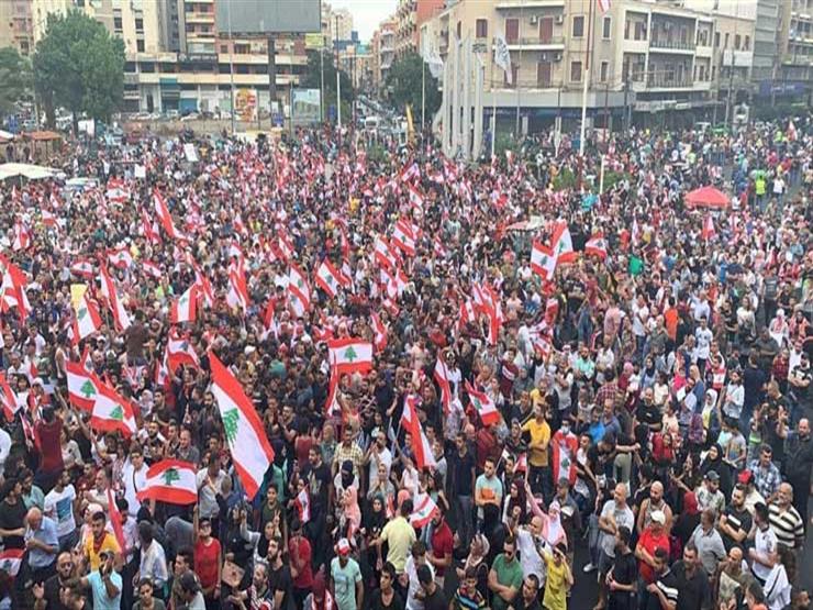 إليسا تنشر صورة للمتظاهرين في لبنان: "أفخر باللبنانيين" إليسا تنشر صورة للمتظاهرين في لبنان: "أفخر باللبنانيين"