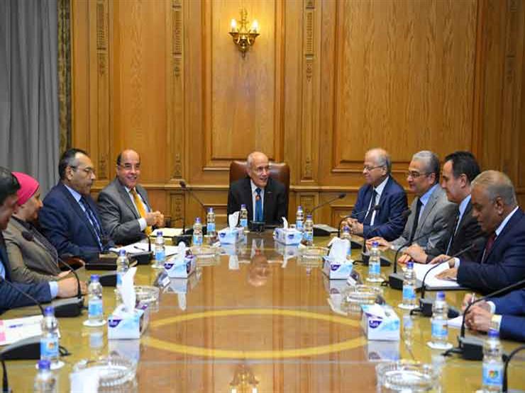 "العصار" يبحث إقامة محطات معالجة مياه صرف صحي وتحلية مياه البحر "العصار" يبحث إقامة محطات معالجة مياه صرف صحي وتحلية مياه البحر