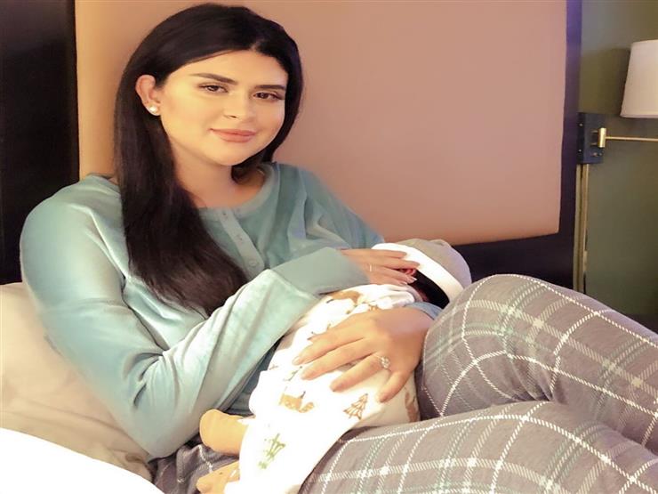 بمناسبة المولد النبوي الشريف.. نجل سلمى رشيد بـ "الجابادور" بمناسبة المولد النبوي الشريف.. نجل سلمى رشيد بـ "الجابادور"