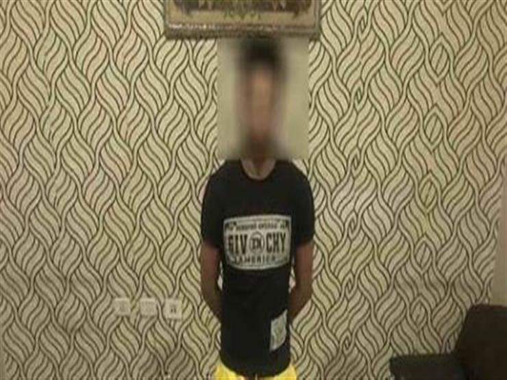 القبض على عاطل بحوزته 2.5 كيلو "حشيش" في المطرية القبض على عاطل بحوزته 2.5 كيلو "حشيش" في المطرية