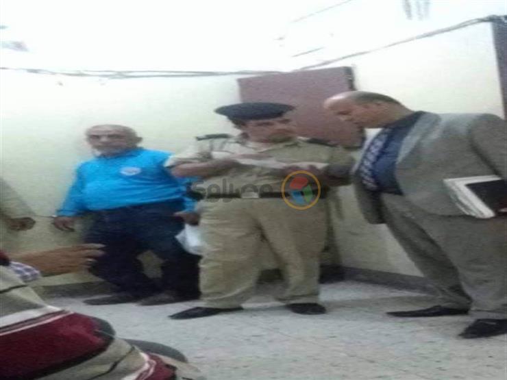النيابة تحيل كمسري قطار طنطا لإجراء "كشف المخدرات" بالطب الشرعي النيابة تحيل كمسري قطار طنطا لإجراء "كشف المخدرات" بالطب الشرعي