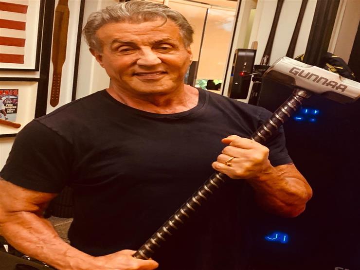 بينهم 38 سنة.. سيلفستر ستالون ينشر صورتين له في الجيم بينهم 38 سنة.. سيلفستر ستالون ينشر صورتين له في الجيم