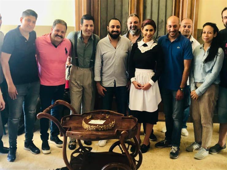 هذا موعد عرضه.. إدوارد ينشر بوستر منفردا له من مسلسل "حواديت الشانزلزيه" هذا موعد عرضه.. إدوارد ينشر بوستر منفردا له من مسلسل "حواديت الشانزلزيه"