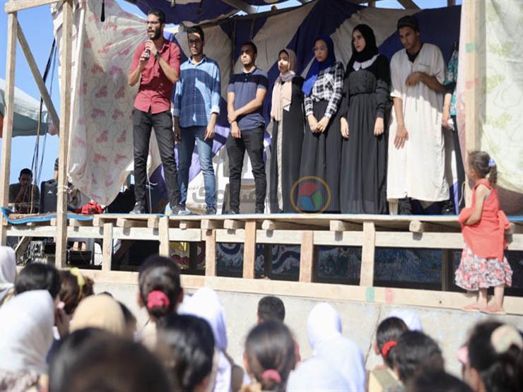 "عندي 15 سنة وعايزين يجوزوني".. حدوتة مريم على مسرح البرلس "عندي 15 سنة وعايزين يجوزوني".. حدوتة مريم على مسرح البرلس