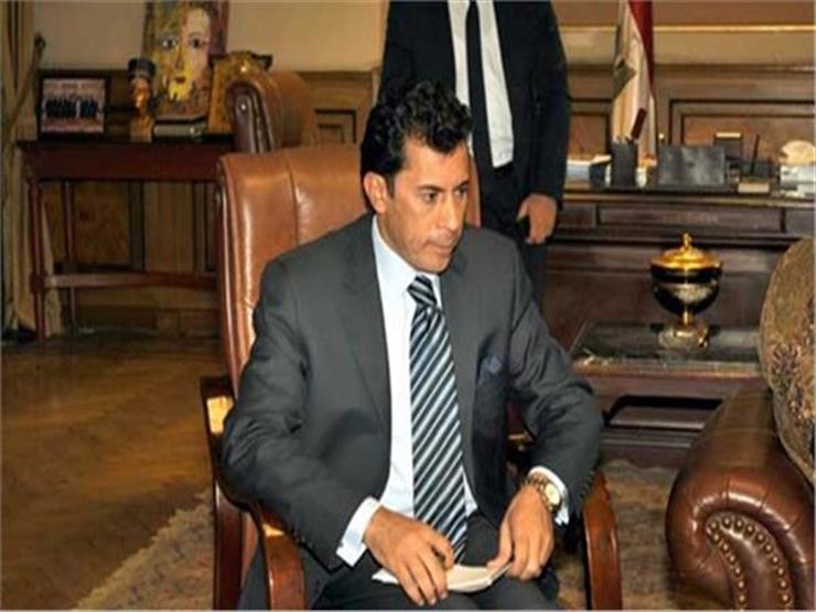 وزير الرياضة يكرم محمد مصطفى وفريد قطب بجائزة "التميز" الصحفي وزير الرياضة يكرم محمد مصطفى وفريد قطب بجائزة "التميز" الصحفي