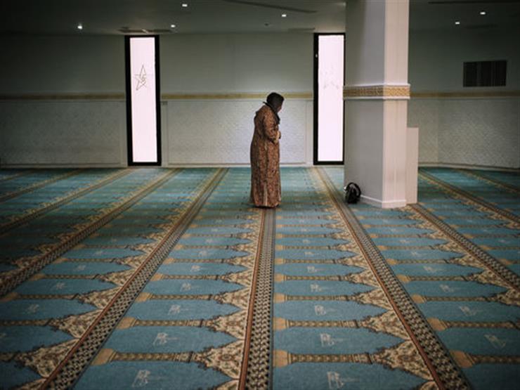 دخلت المسجد بين الأذان والإقامة فهل أصلي السنة أم تحية المسجد؟.. أمين الفتوى يجيب دخلت المسجد بين الأذان والإقامة فهل أصلي السنة أم تحية المسجد؟.. أمين الفتوى يجيب