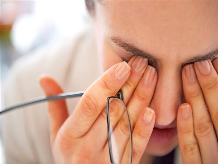 تخلص من العدسات والنظارة .. طرق طبيعية لتحسين النظر تخلص من العدسات والنظارة .. طرق طبيعية لتحسين النظر