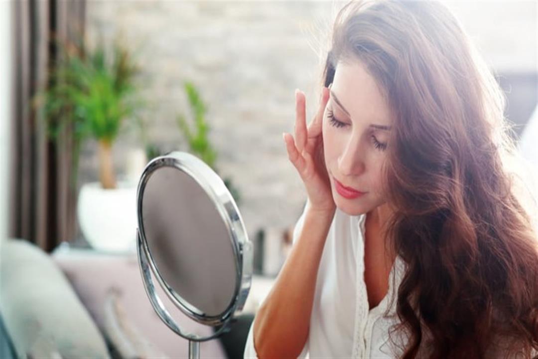 10 عادات خاطئة تهدد نضارة البشرة.. هكذا تتجنبيها 10 عادات خاطئة تهدد نضارة البشرة.. هكذا تتجنبيها