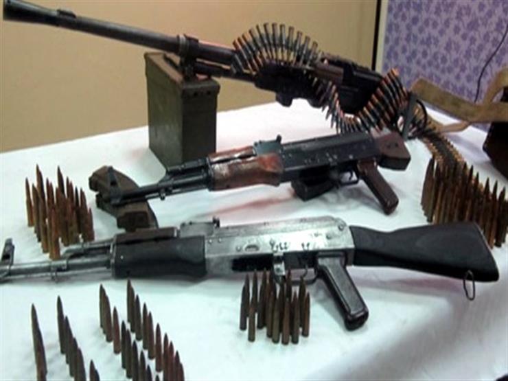 ضبط "رشاش جرينوف" و24 بندقية آلية في حملة أمنية بقنا ضبط "رشاش جرينوف" و24 بندقية آلية في حملة أمنية بقنا