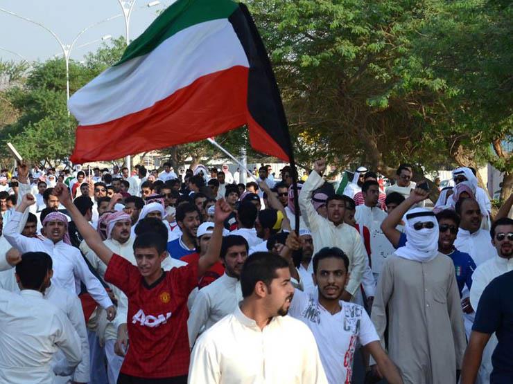 تظاهرات وإعفاءات و"أزمة صندوق الجيش".. ماذا يحدث في الكويت؟ تظاهرات وإعفاءات و"أزمة صندوق الجيش".. ماذا يحدث في الكويت؟