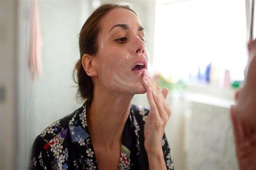 لمنع تلف الخلايا.. 7 طرق آمنة لغسل الوجه لمنع تلف الخلايا.. 7 طرق آمنة لغسل الوجه
