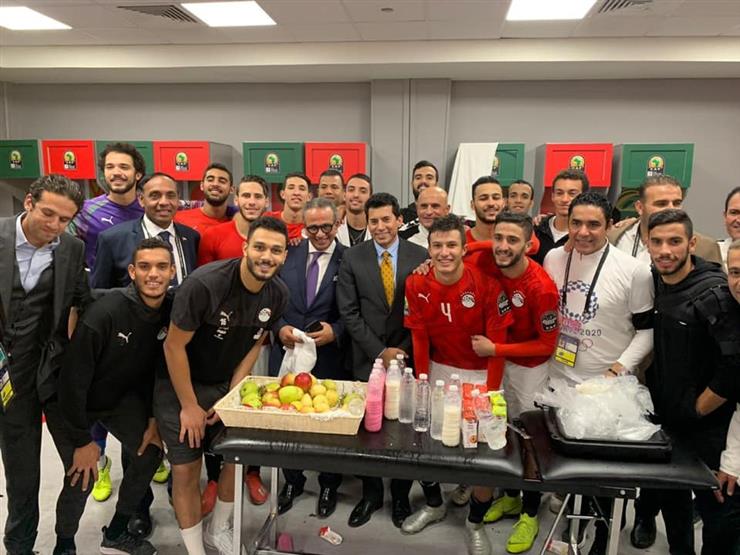 أشرف صبحي يتحدث عن.. المقارنة بين المنتخب الأول والأولمبي وعودة الجماهير أشرف صبحي يتحدث عن.. المقارنة بين المنتخب الأول والأولمبي وعودة الجماهير