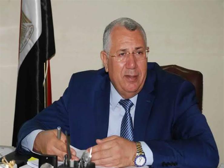 وزير الزراعة: بحث تحرير سعر الأسمدة مع استمرار دعم الفلاح المستحق وزير الزراعة: بحث تحرير سعر الأسمدة مع استمرار دعم الفلاح المستحق