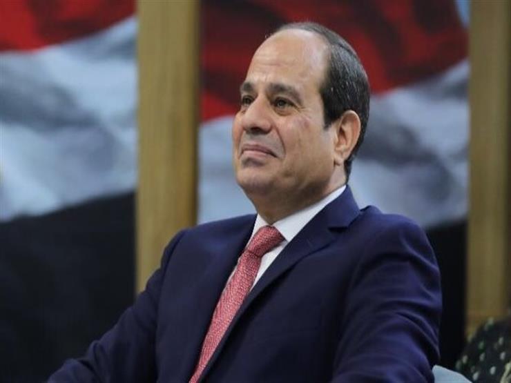 السيسي يفتتح مشروعا لتحويل محطة كهرباء للعمل بنظام الدورة المركبة السيسي يفتتح مشروعا لتحويل محطة كهرباء للعمل بنظام الدورة المركبة