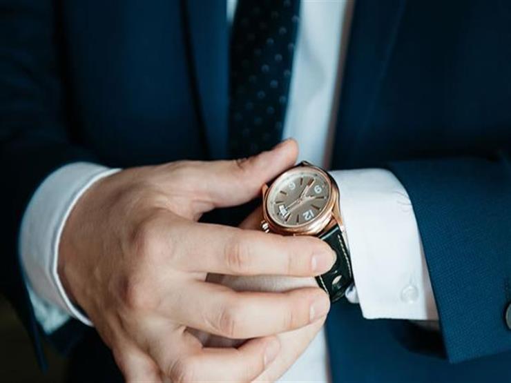 ما حكم ارتداء الرجل ساعة أو نظارة مطلية بالذهب؟.. أمين الفتوى يرد ما حكم ارتداء الرجل ساعة أو نظارة مطلية بالذهب؟.. أمين الفتوى يرد