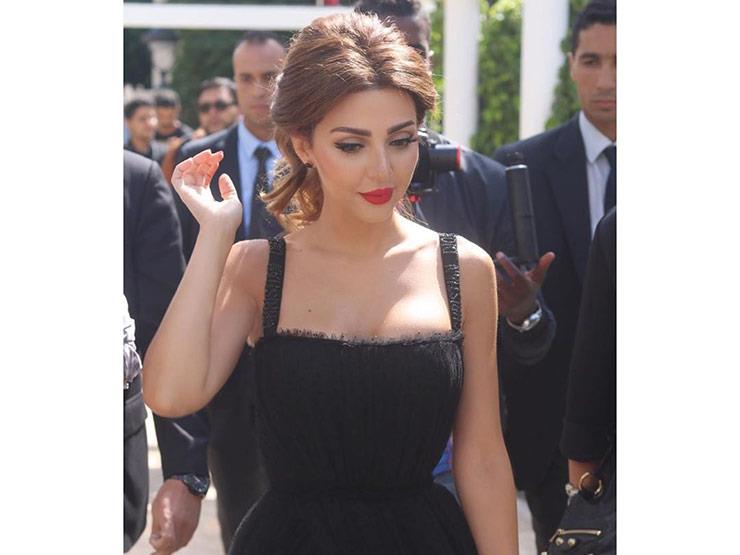 فيديو| ميريام فارس تعلق على مشاركتها بالمظاهرات اللبنانية فيديو| ميريام فارس تعلق على مشاركتها بالمظاهرات اللبنانية