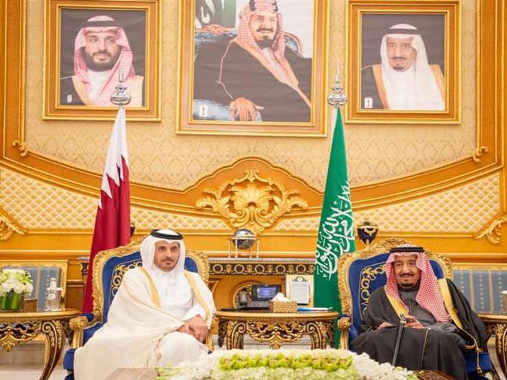 قُبيل القمة الخليجية.. الملك سلمان يستقبل رئيس وزراء قطر (فيديو وصور) قُبيل القمة الخليجية.. الملك سلمان يستقبل رئيس وزراء قطر (فيديو وصور)