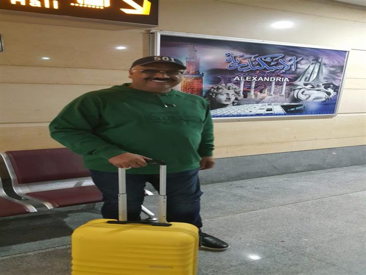 داوود حسين يصل مطار برج العرب استعدادا لتكريمه في داوود حسين يصل مطار برج العرب استعدادا لتكريمه في