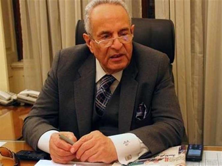 رئيس "الوفد": نعيش عصر الديمقراطية.. وعلى المصريين أن يكونوا على قلب رجل واحد رئيس "الوفد": نعيش عصر الديمقراطية.. وعلى المصريين أن يكونوا على قلب رجل واحد