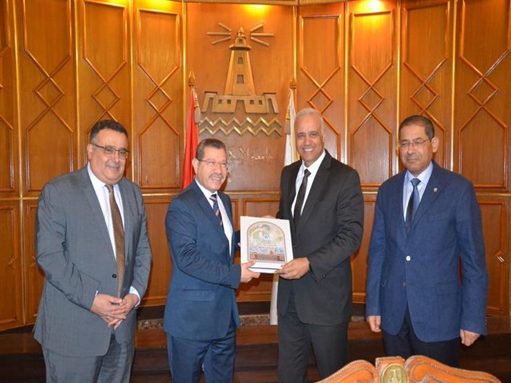رئيس جامعة الإسكندرية: مستمرون في تقديم الدعم الكامل لجامعة    مصراوى