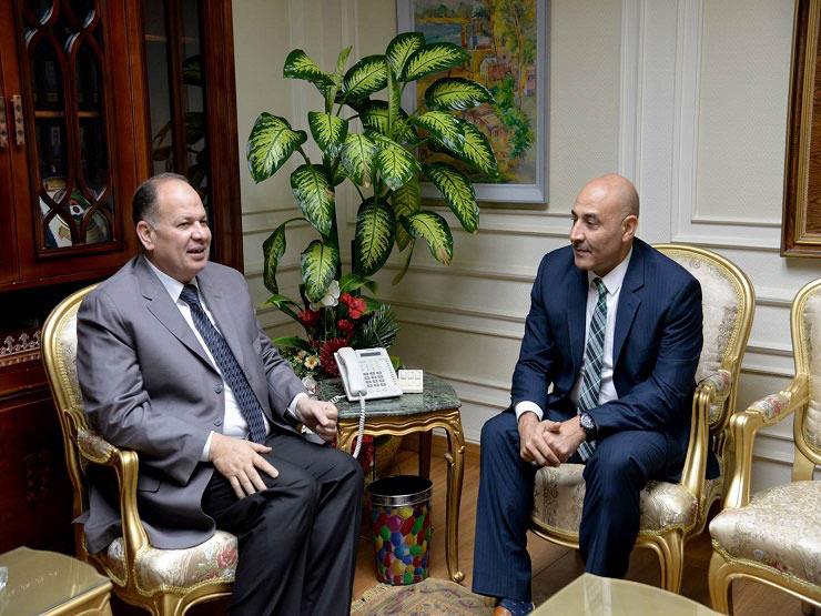 محافظ أسيوط يستقبل مدير مكتب هيئة الرقابة الادارية بالديوان العام محافظ أسيوط يستقبل مدير مكتب هيئة الرقابة الادارية بالديوان العام