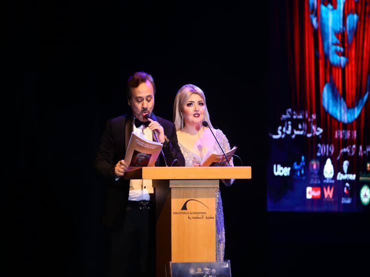مها أحمد وإيهاب فهمي يقدمان حفل افتتاح "الإسكندرية المسرحي العربي" مها أحمد وإيهاب فهمي يقدمان حفل افتتاح "الإسكندرية المسرحي العربي"