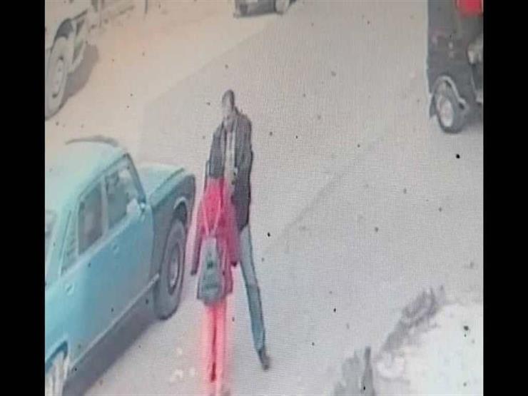 جهود أمنية لضبط مجهولين سرقا قرطًا ذهبيًا من طفلة بالقليوبية (فيديو) جهود أمنية لضبط مجهولين سرقا قرطًا ذهبيًا من طفلة بالقليوبية (فيديو)