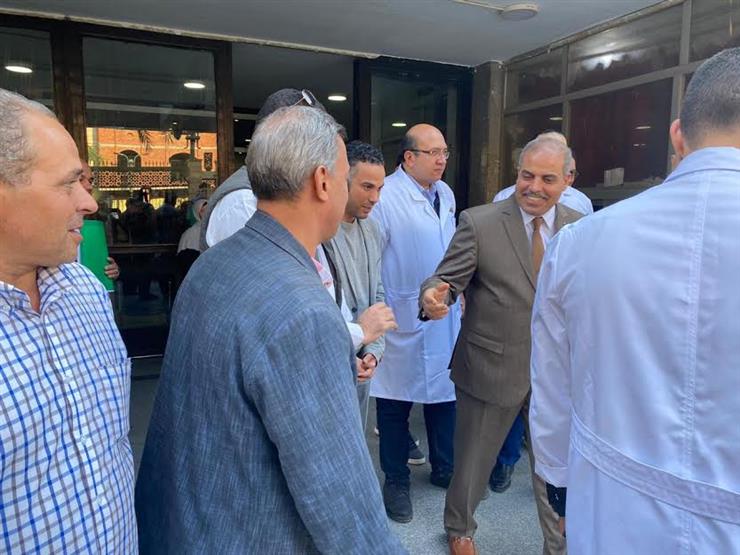 تفقد المطبخ.. رئيس جامعة الأزهر يزور مستشفى الحسين الجامعي تفقد المطبخ.. رئيس جامعة الأزهر يزور مستشفى الحسين الجامعي