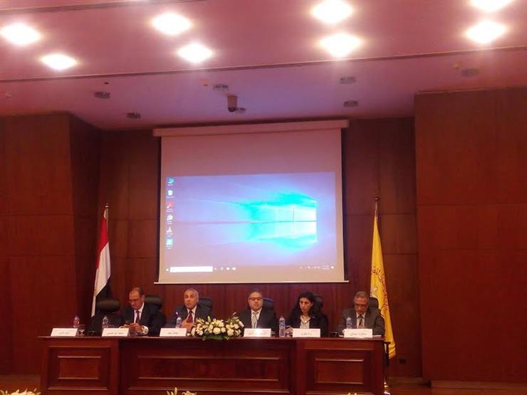نائب محافظ المركزي: كل مليار دولار زيادة بالصادرات يزيد دخل الدولة 4 مليارات جنيه نائب محافظ المركزي: كل مليار دولار زيادة بالصادرات يزيد دخل الدولة 4 مليارات جنيه