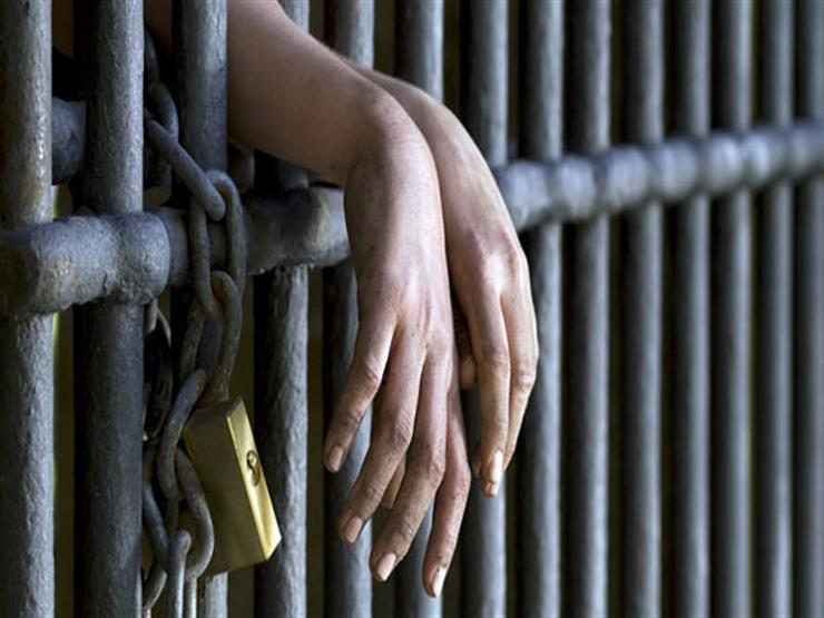 المؤبد لموظف بريد اختلس أكثر من 3 ملايين جنيه من أرصدة العملاء المؤبد لموظف بريد اختلس أكثر من 3 ملايين جنيه من أرصدة العملاء